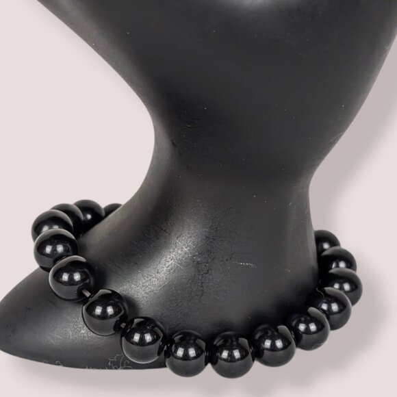(2/$20) V. Black Beaded Stretch Bracelet - Picture 1 of 4